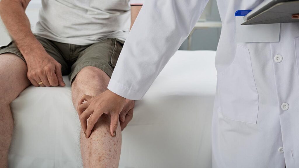 how-do-i-know-if-i-have-blockage-in-my-leg-vascular-health